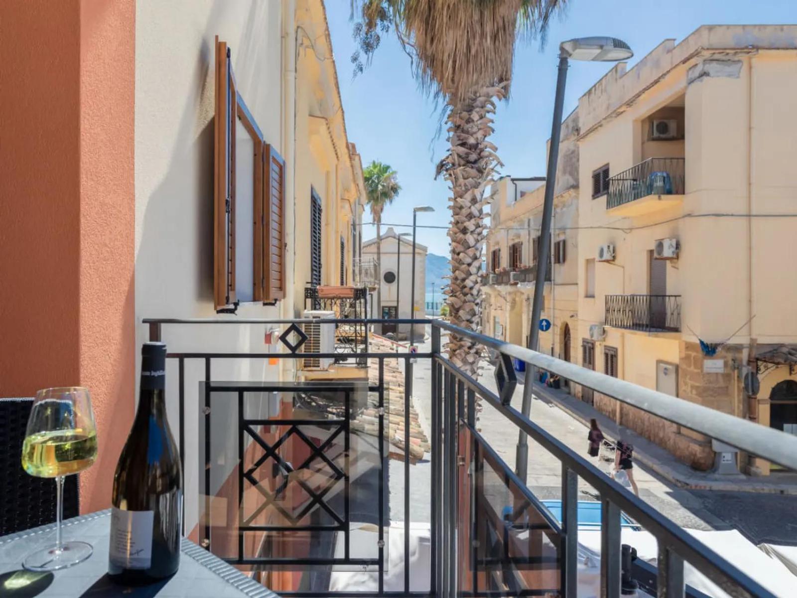 Azzurra Apartments Balestrate Dış mekan fotoğraf