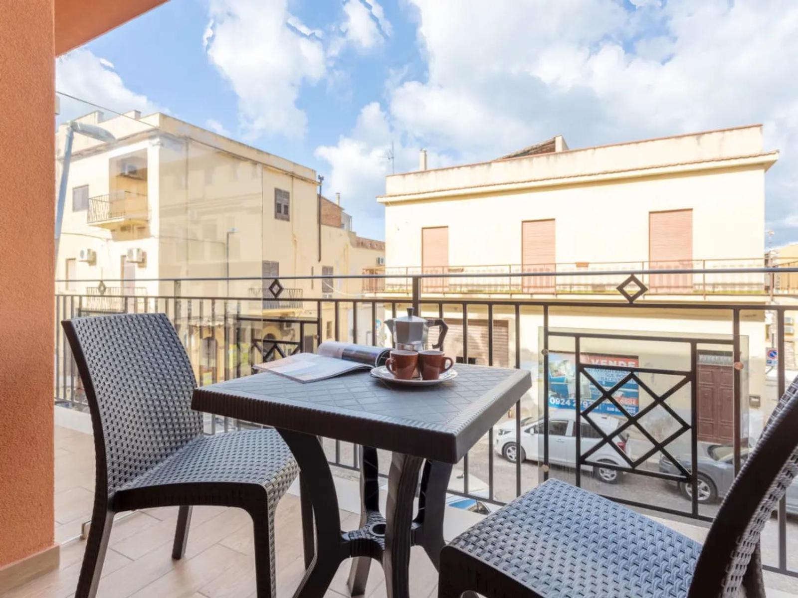 Azzurra Apartments Balestrate Dış mekan fotoğraf