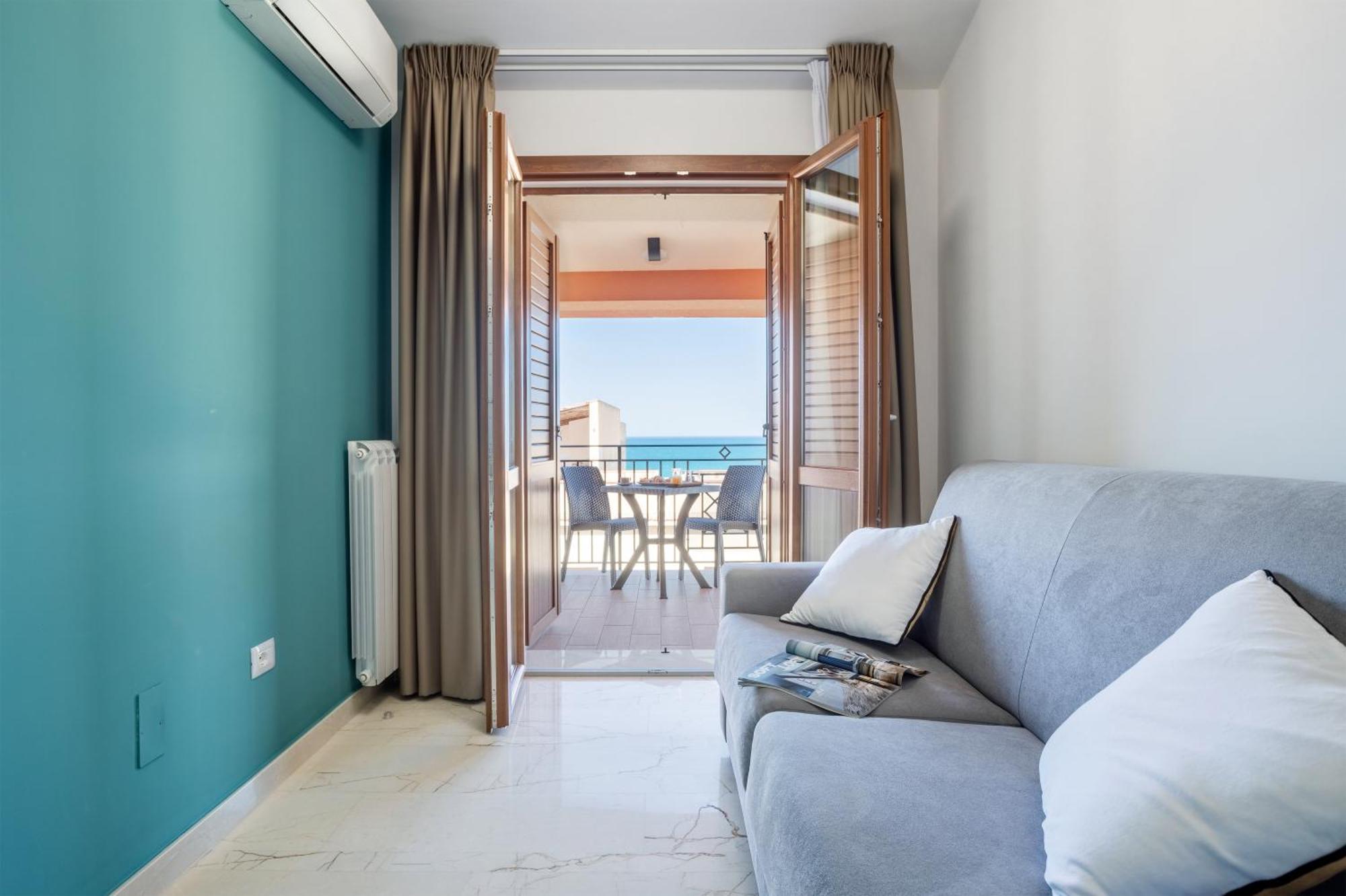 Azzurra Apartments Balestrate Dış mekan fotoğraf