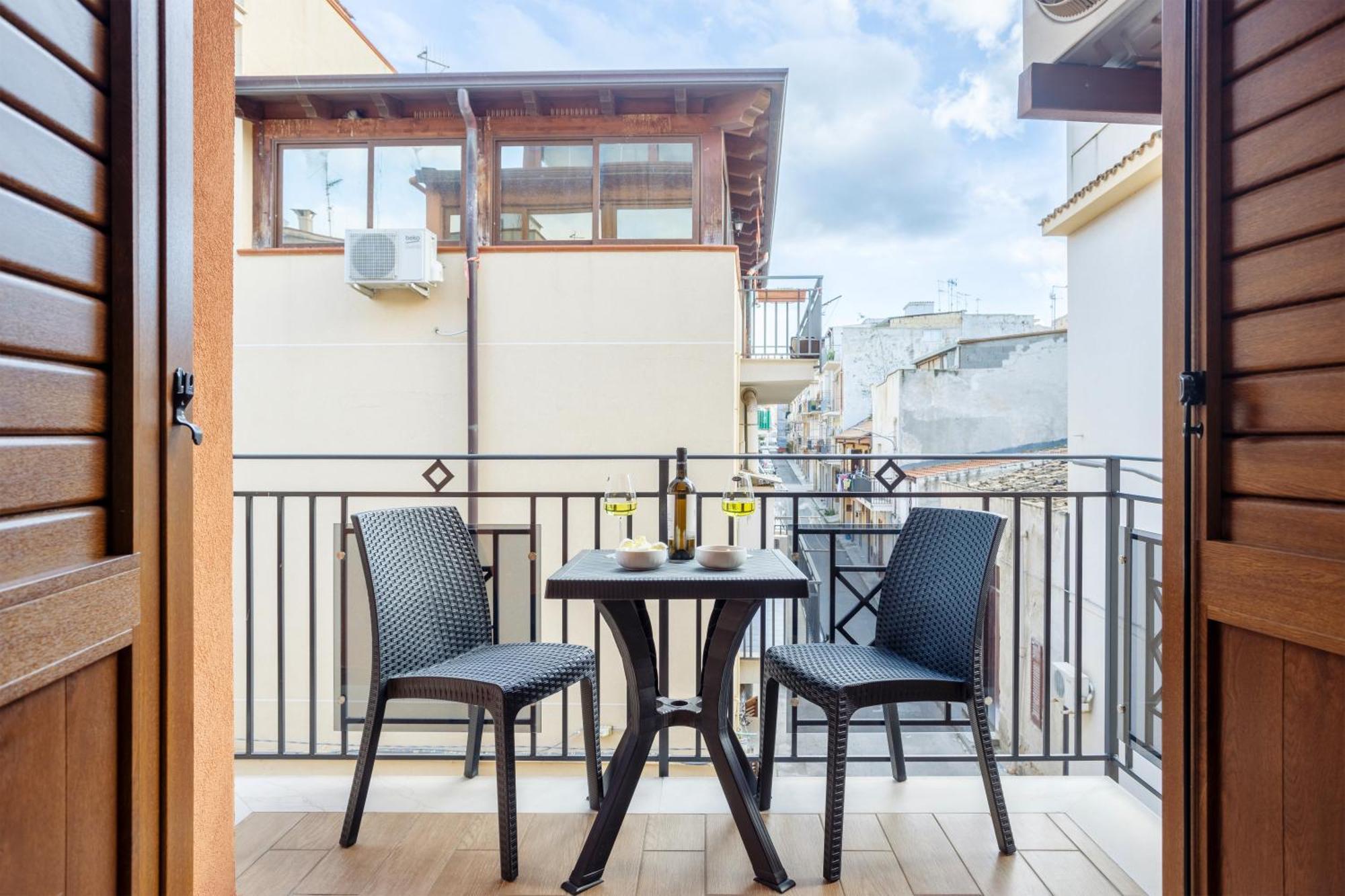 Azzurra Apartments Balestrate Dış mekan fotoğraf